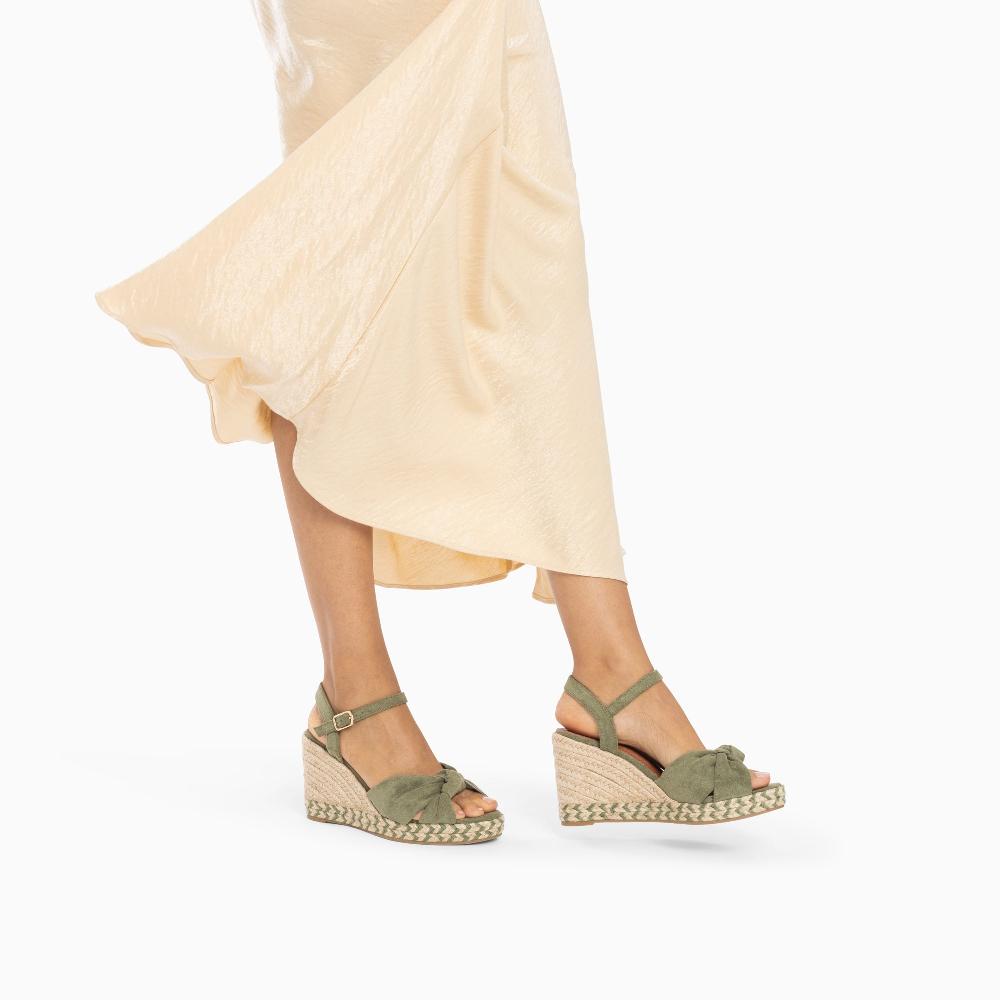 Vanessa Wu Sandales Compensées Nouées Céline Kaki Pastel