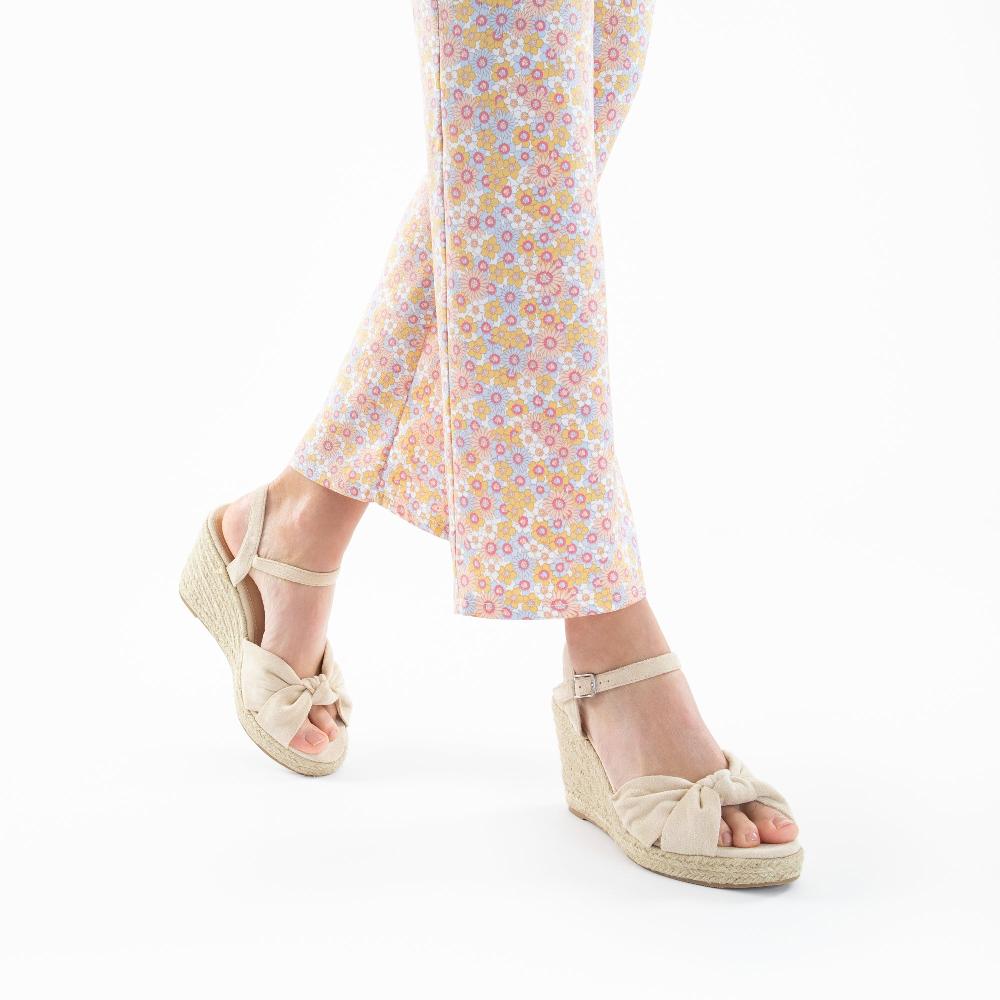 Vanessa Wu Sandales Compensées Nouées Zoëlla Beige Clair