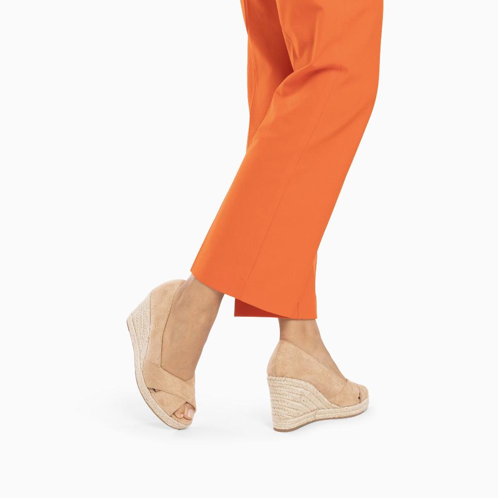 Vanessa Wu Sandales Compensées Peep-toe Léonie Beiges