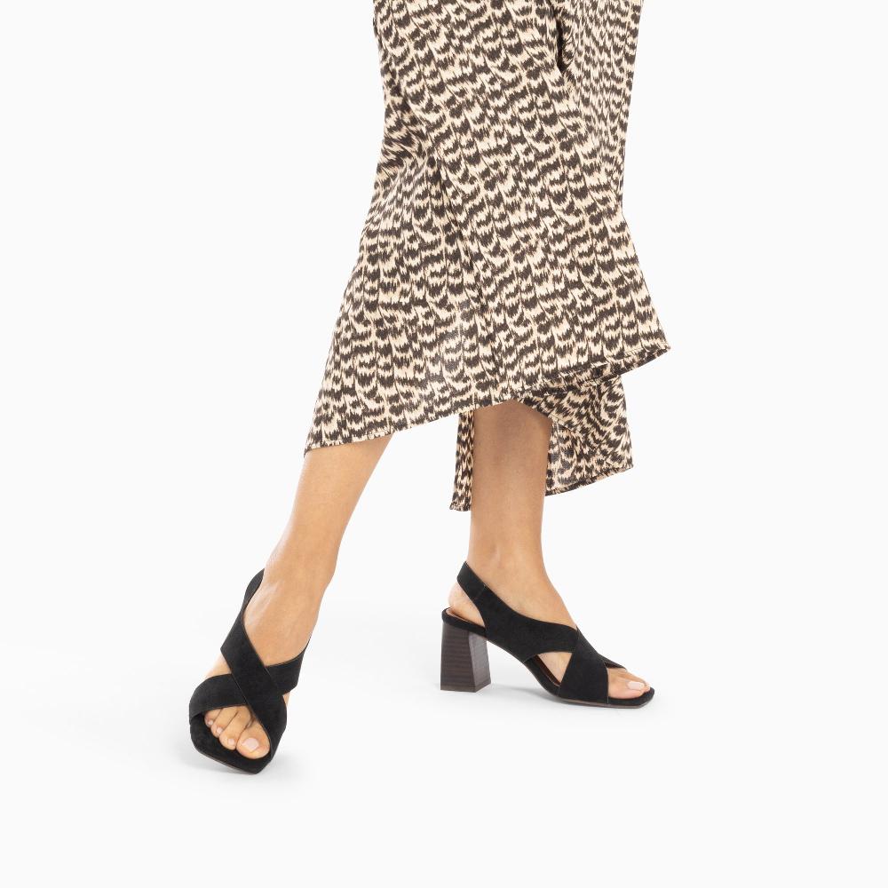 Vanessa Wu Sandales Maxinne Noires à Brides Croisées Et Talon Haut