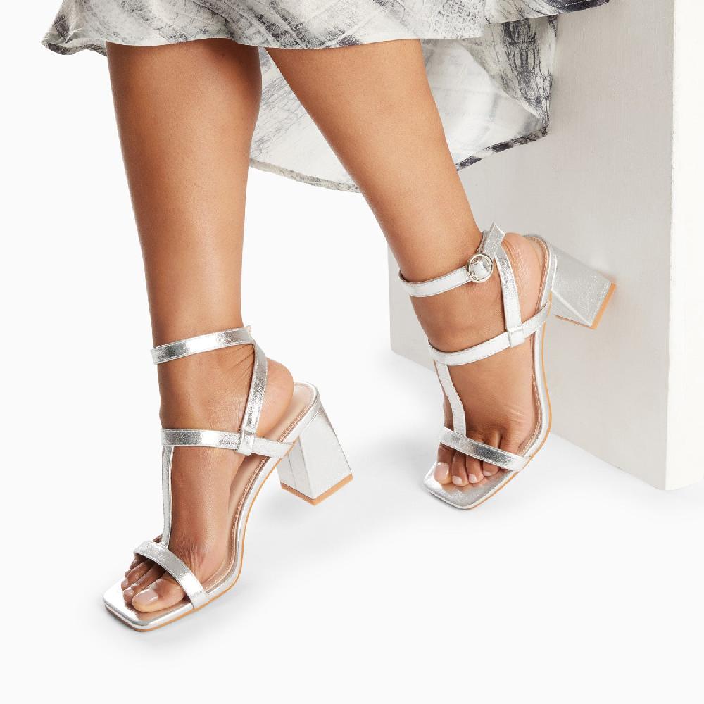 Vanessa Wu Sandales Nelly Argent à Brides Et Talon Haut