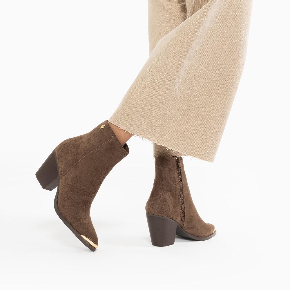 Vanessa Wu Bottines Santiags Jenn Taupe à Talon