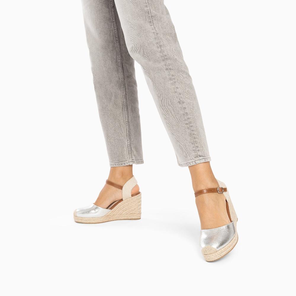 Vanessa Wu Sandales Compensées Mariana Argent