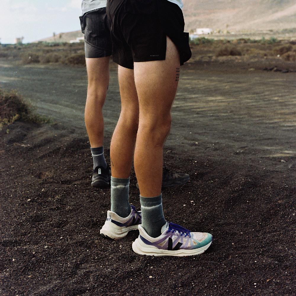 Veja CONDOR 3 ENGINEERED-MESH LIGHT GREY BLACK GRADIENT