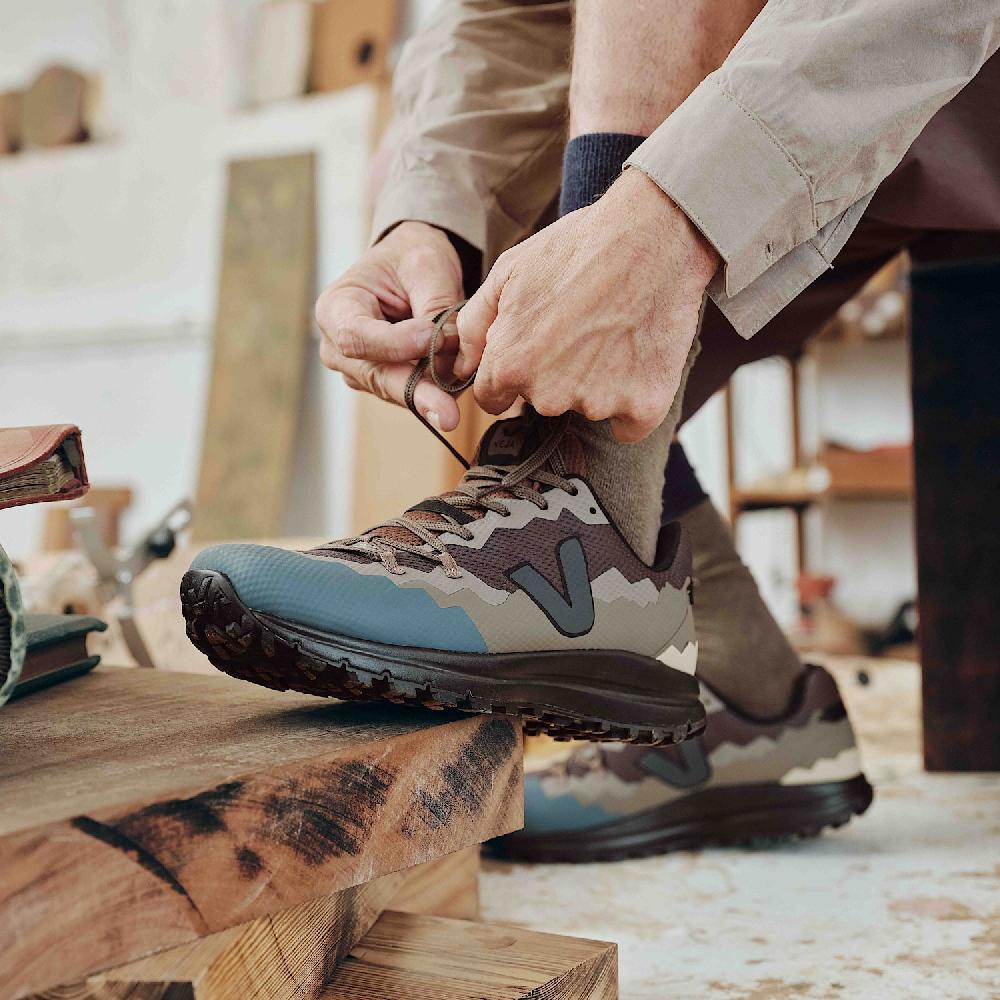 Veja FITZ ROY ALVEOMESH VEJA X P.ANDRADE MULTICO GRAFITE