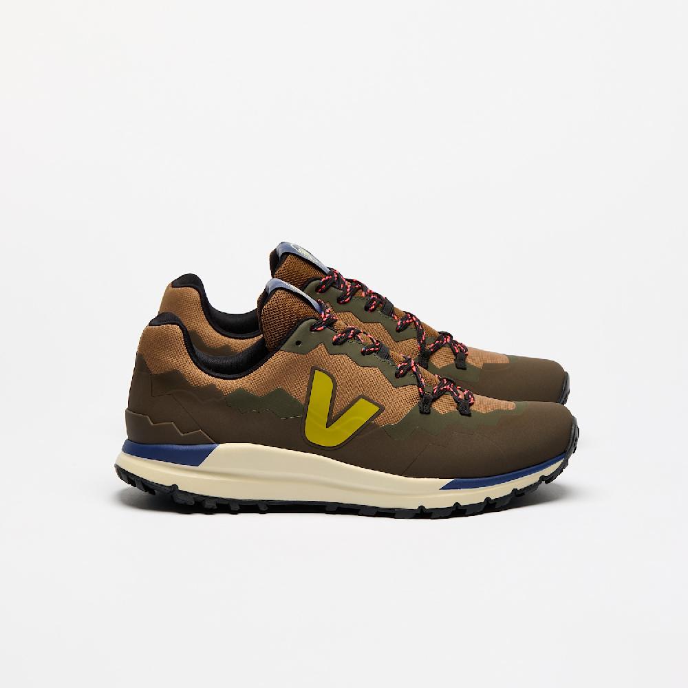 veja FITZ ROY TREK-SHELL VEJA X BUFF® TERRA LIQUOR