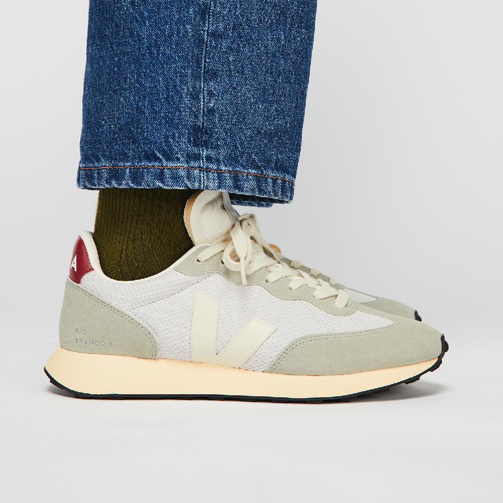 Veja RIO BRANCO II ALVEOMESH LIGHT GREY PIERRE MARSALA