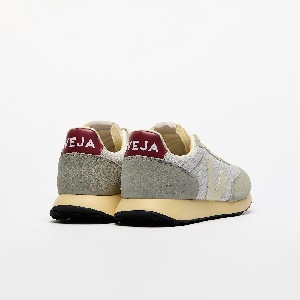 Veja RIO BRANCO II ALVEOMESH LIGHT GREY PIERRE MARSALA