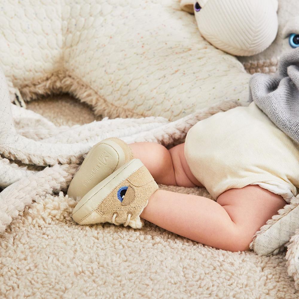 Veja BABY SUEDE VEJA X BIGSTUFFED ALMOND