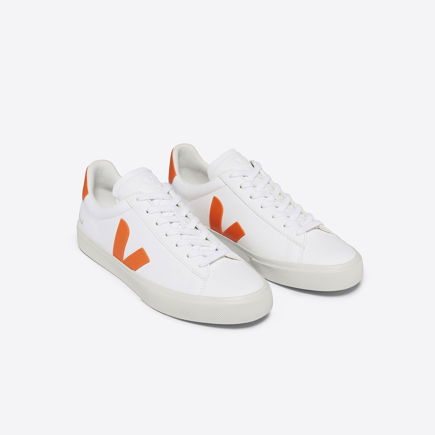 Veja CAMPO LEATHER WHITE FURY