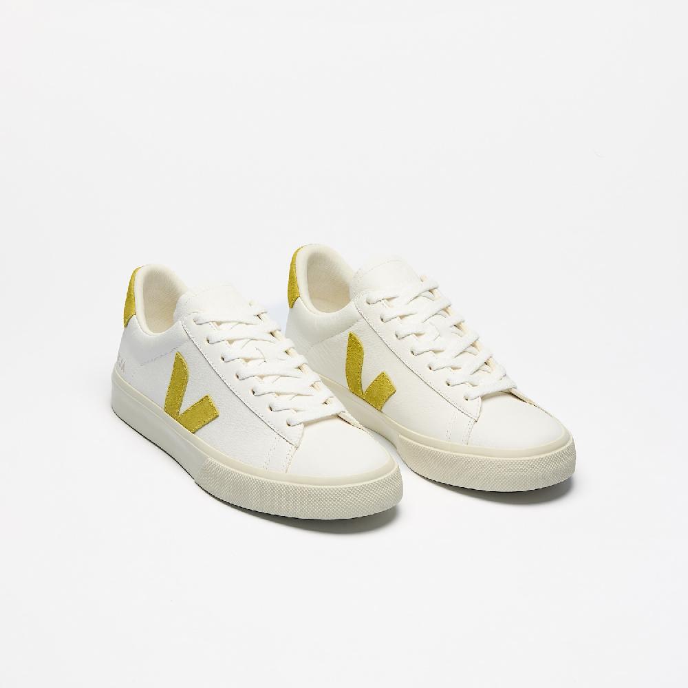 Veja CAMPO LEATHER WHITE LIQUOR