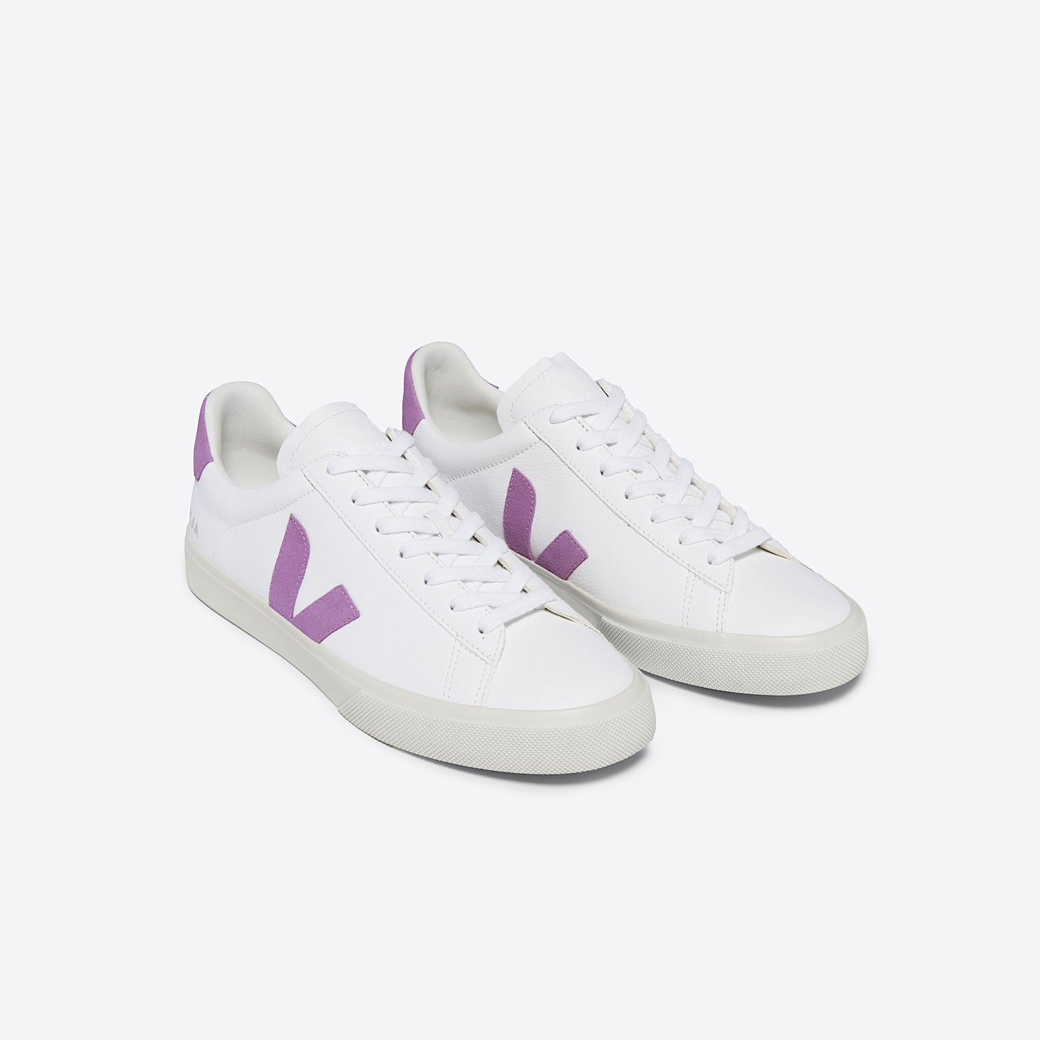 Veja CAMPO LEATHER WHITE MULBERRY