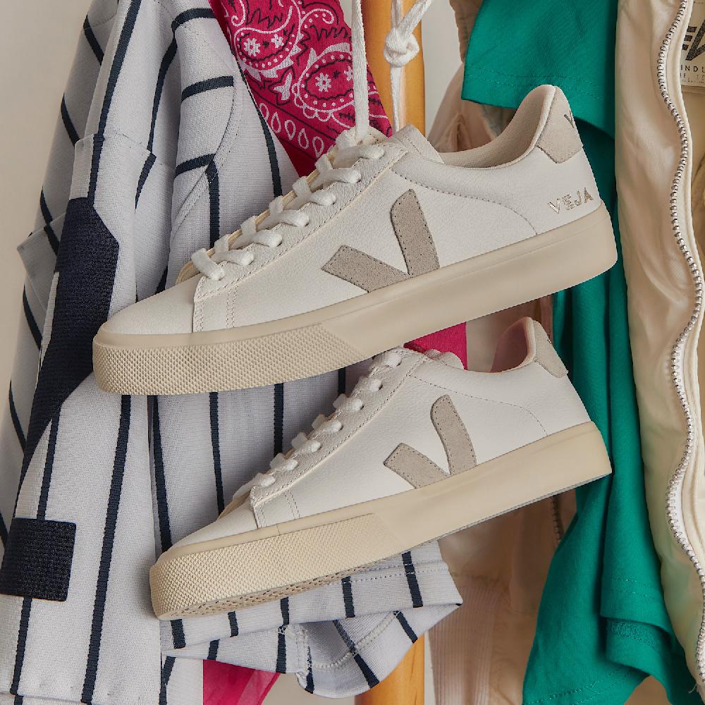 Veja CAMPO LEATHER WHITE NATURAL