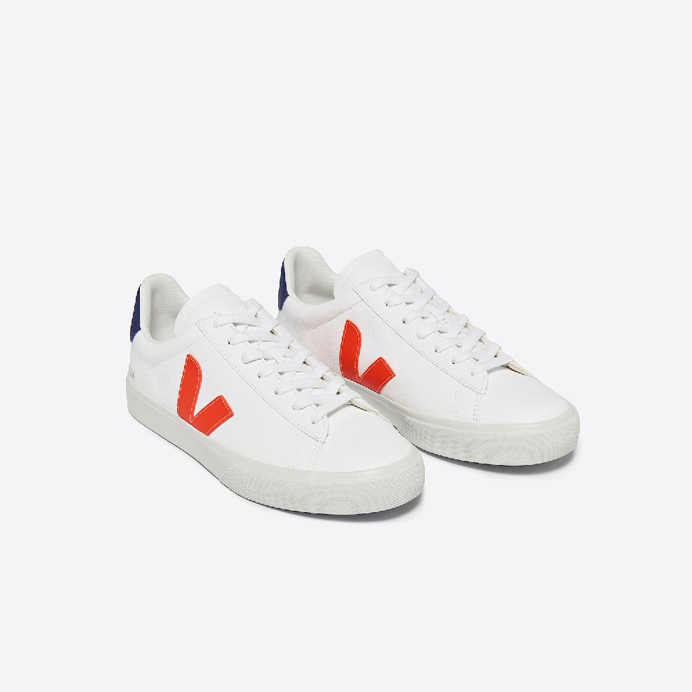 Veja CAMPO LEATHER WHITE ORANGE FLUO