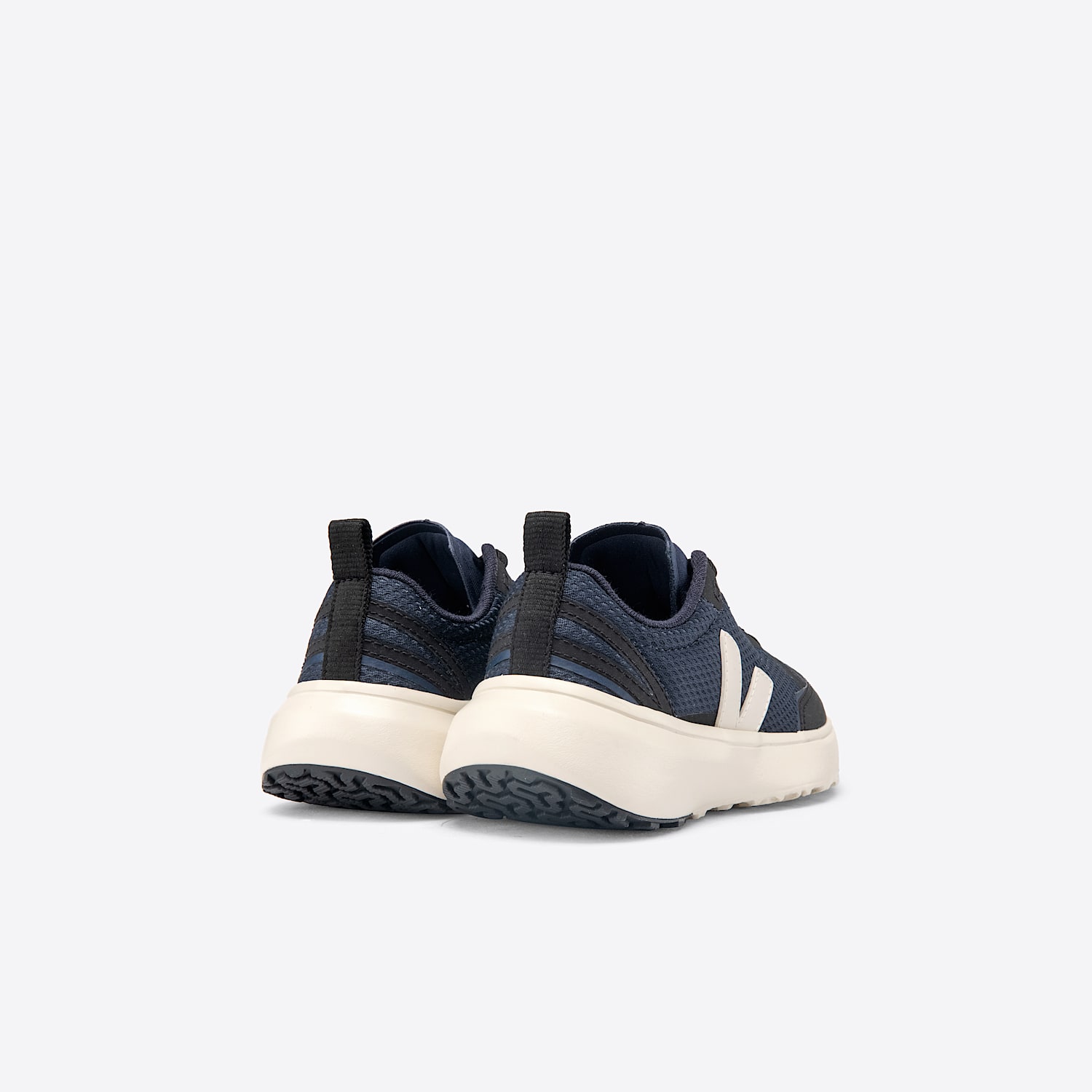 Veja CANARY ELASTIC LACES NAUTICO PIERRE BLACK
