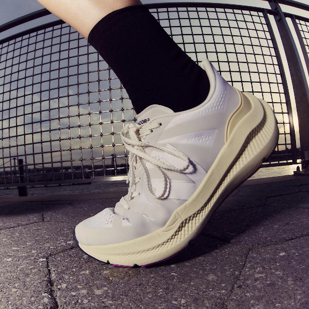 Veja CONDOR 3 ENGINEERED-MESH FULL WHITE