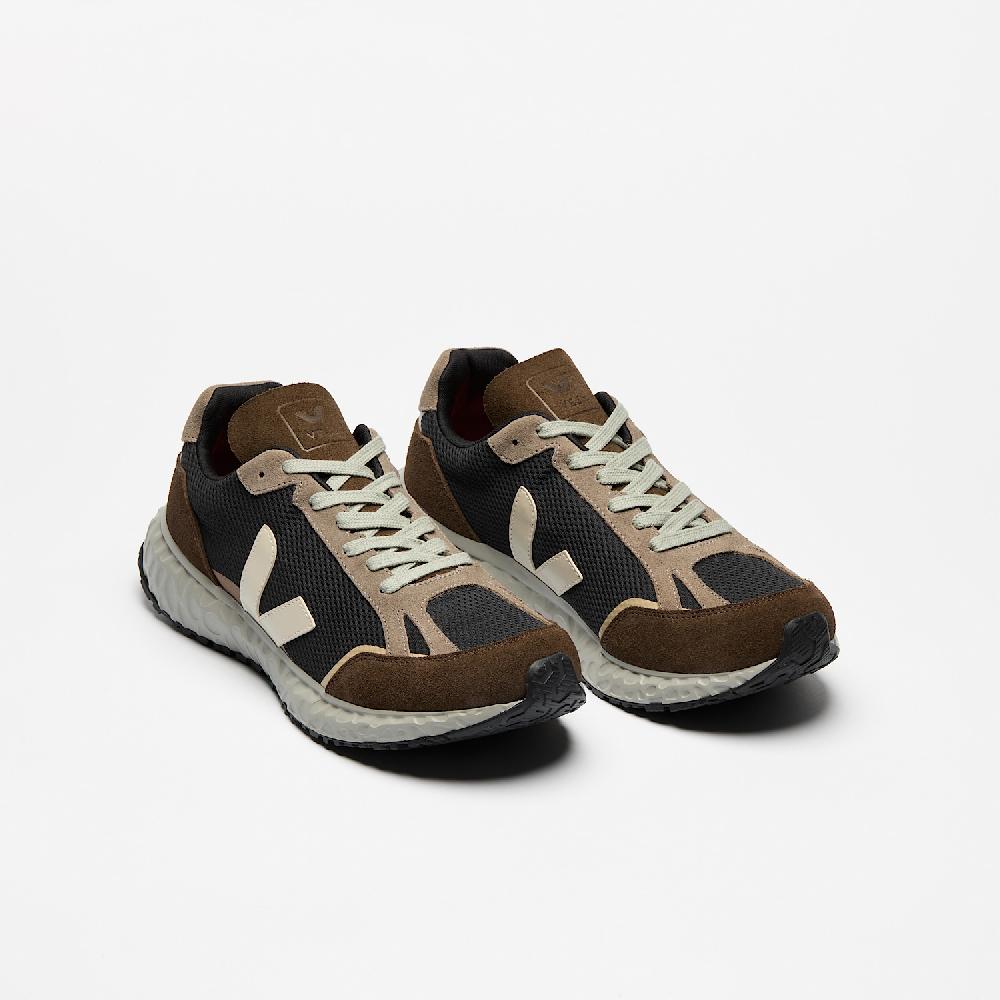 Veja CONDOR ROYALE ALVEOMESH BLACK CASHEW EAGLE