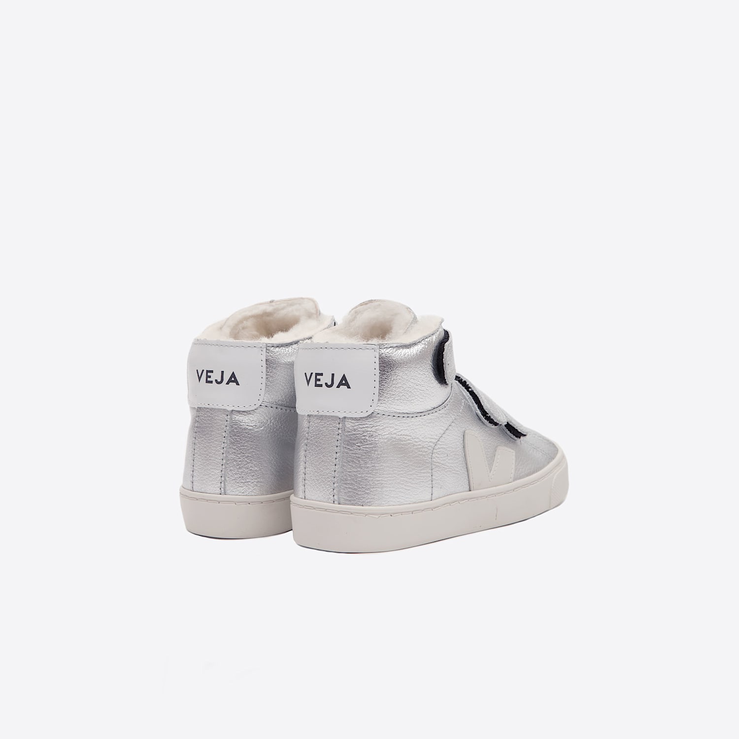 Veja ESPLAR MID FURED LEATHER SILVER PIERRE