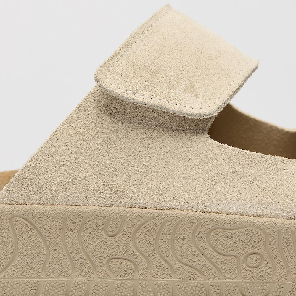 Veja ETNA SUEDE PIERRE ALMOND
