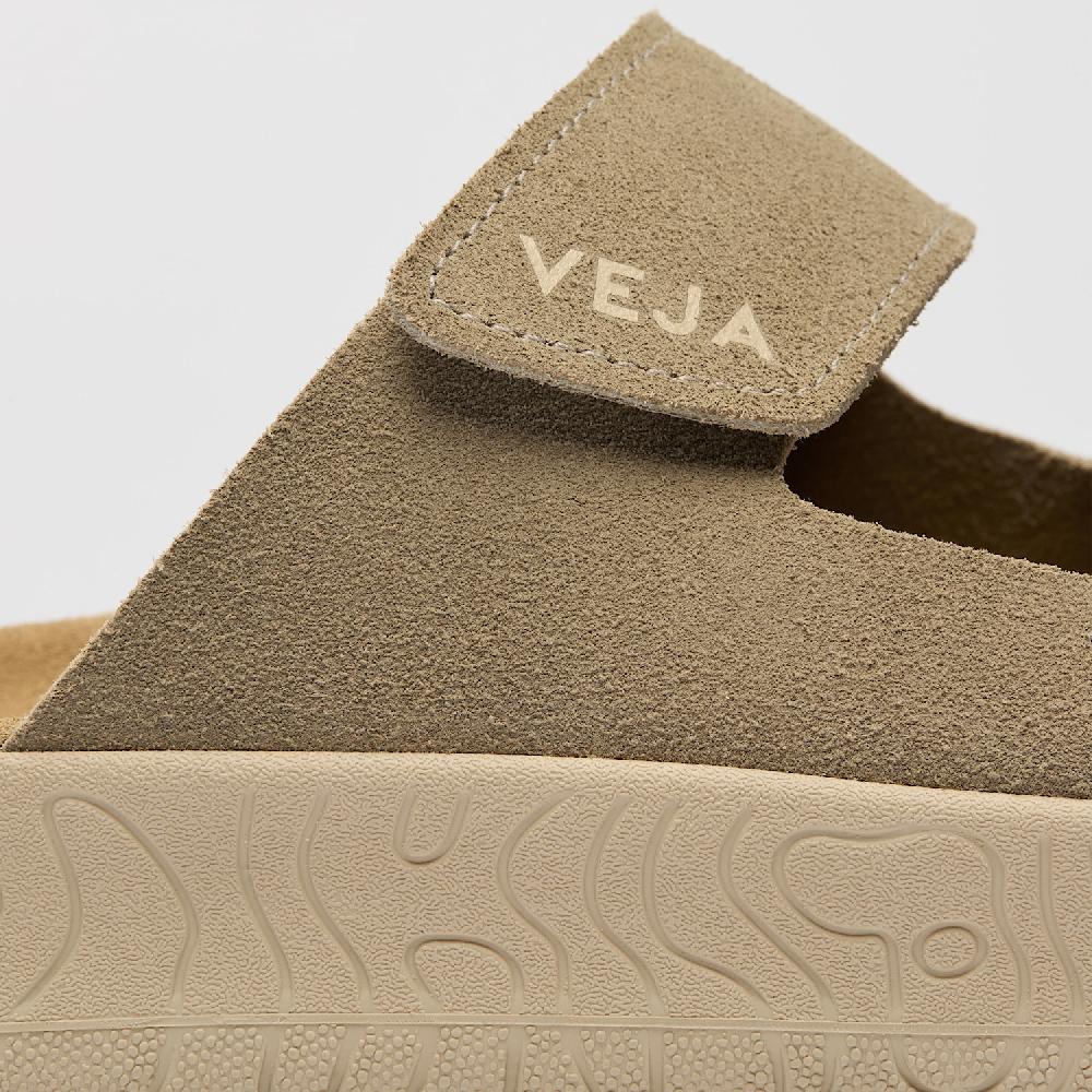 Veja ETNA SUEDE TAUPE ALMOND