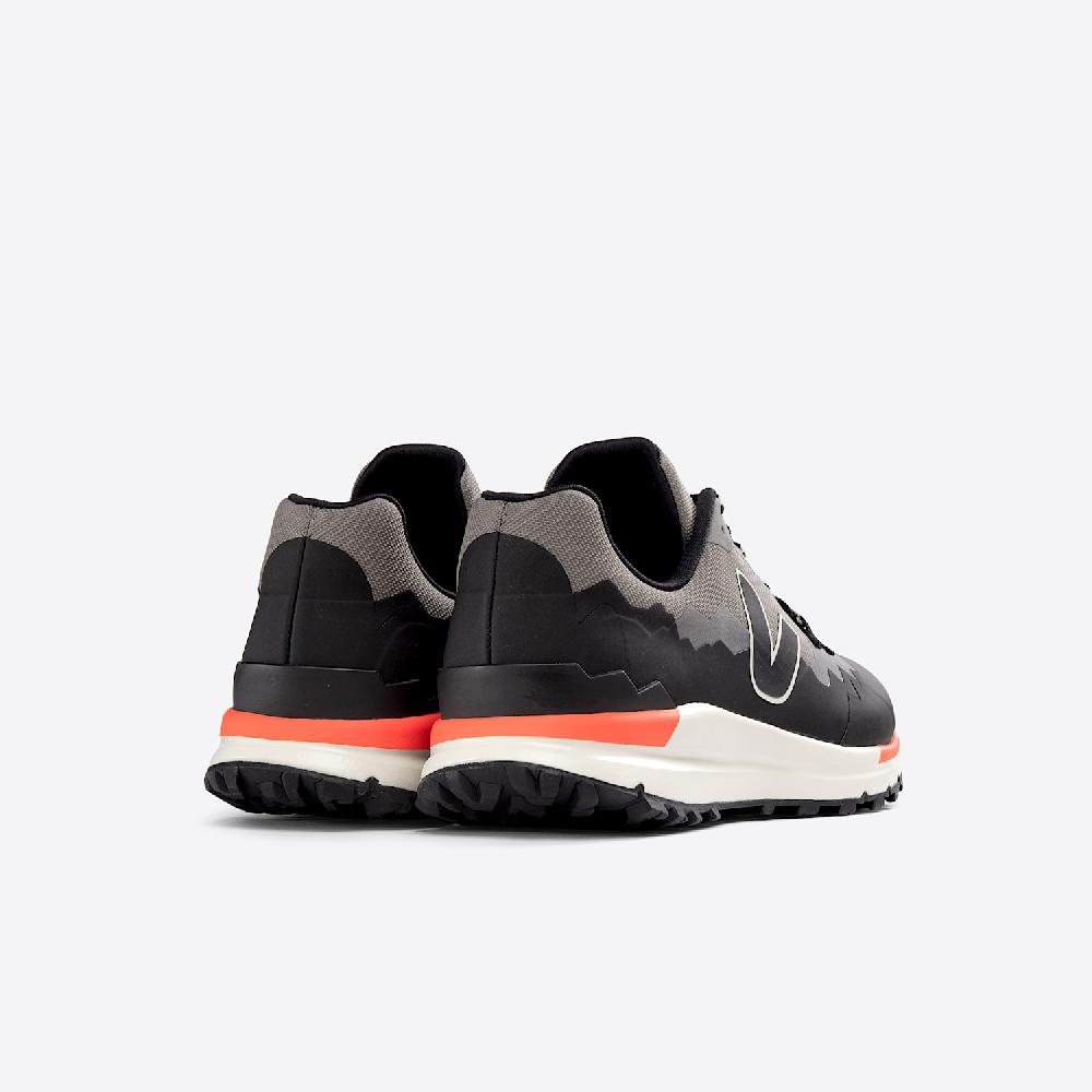 Veja FITZ ROY TREK-SHELL BASALTE BLACK