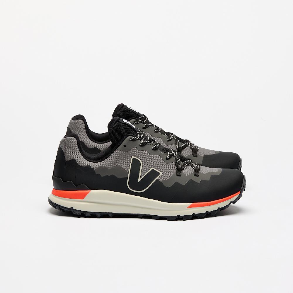 veja FITZ ROY TREK-SHELL BASALTE BLACK