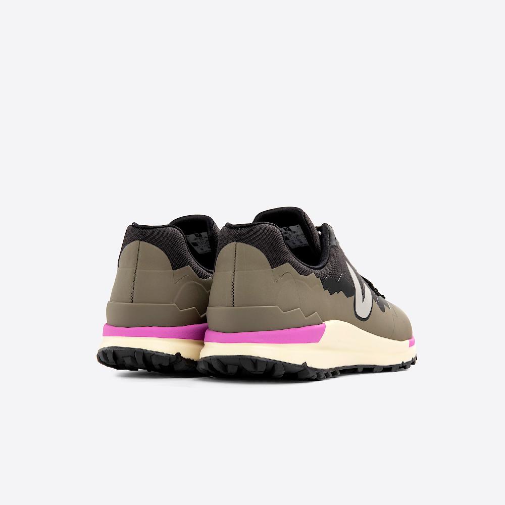 Veja FITZ ROY TREK-SHELL BLACK OXFORD GREY KAKI