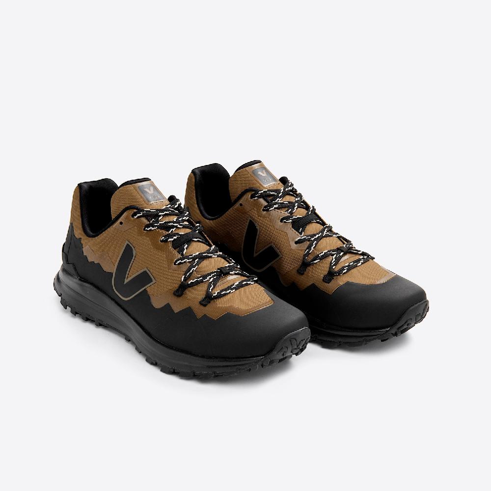 Veja FITZ ROY TREK-SHELL TERRA BLACK