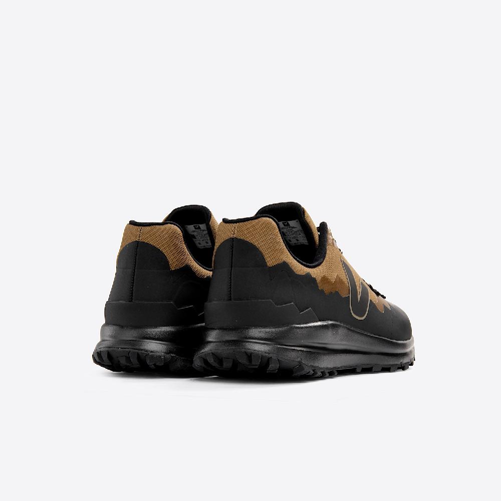Veja FITZ ROY TREK-SHELL TERRA BLACK