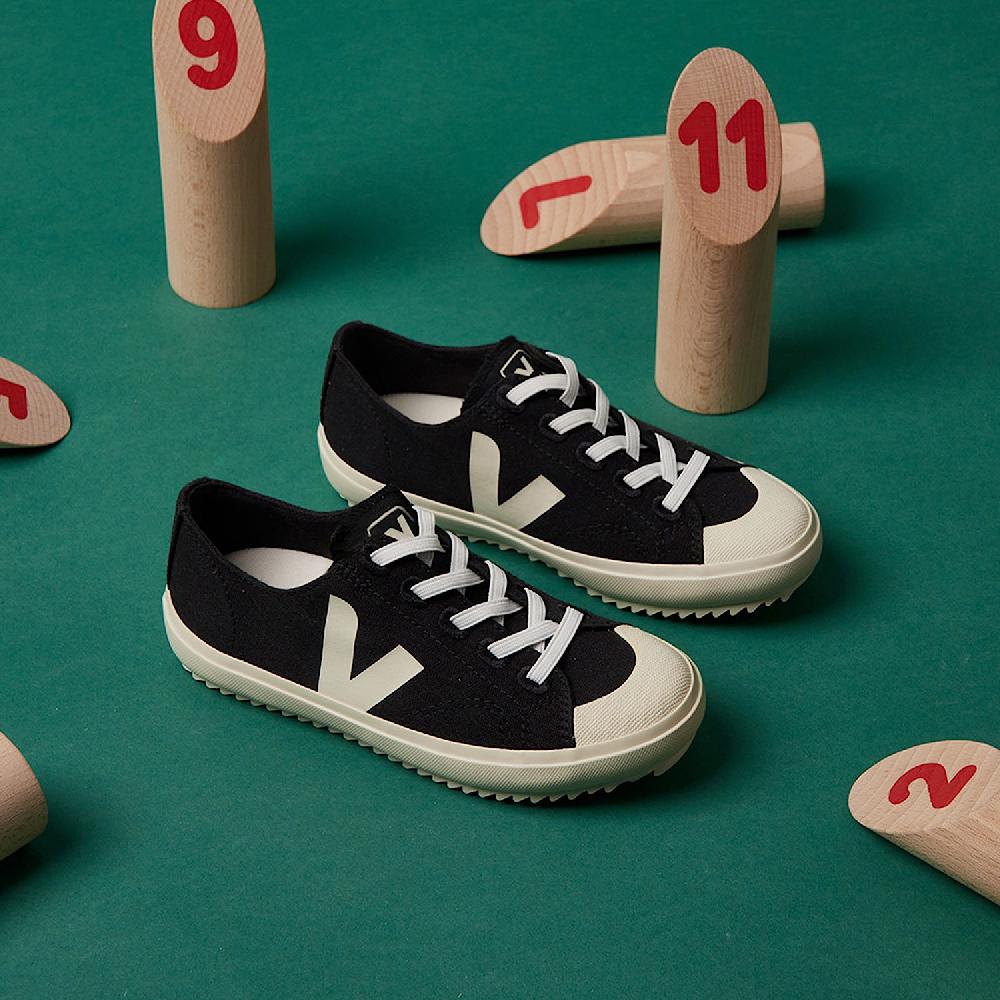 Veja FLIP ELASTIC LACES CANVAS BLACK PIERRE