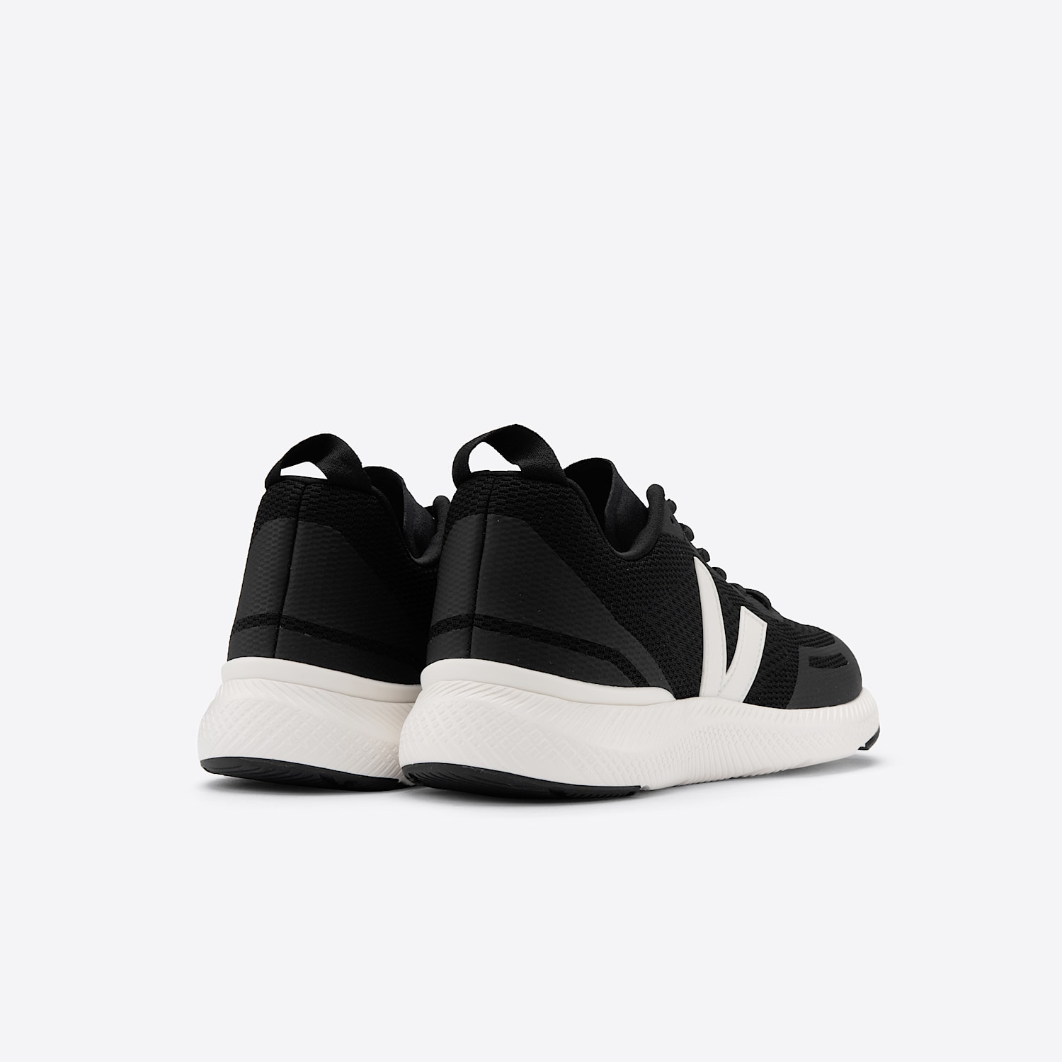 Veja IMPALA ENGINEERED-MESH BLACK CREAM
