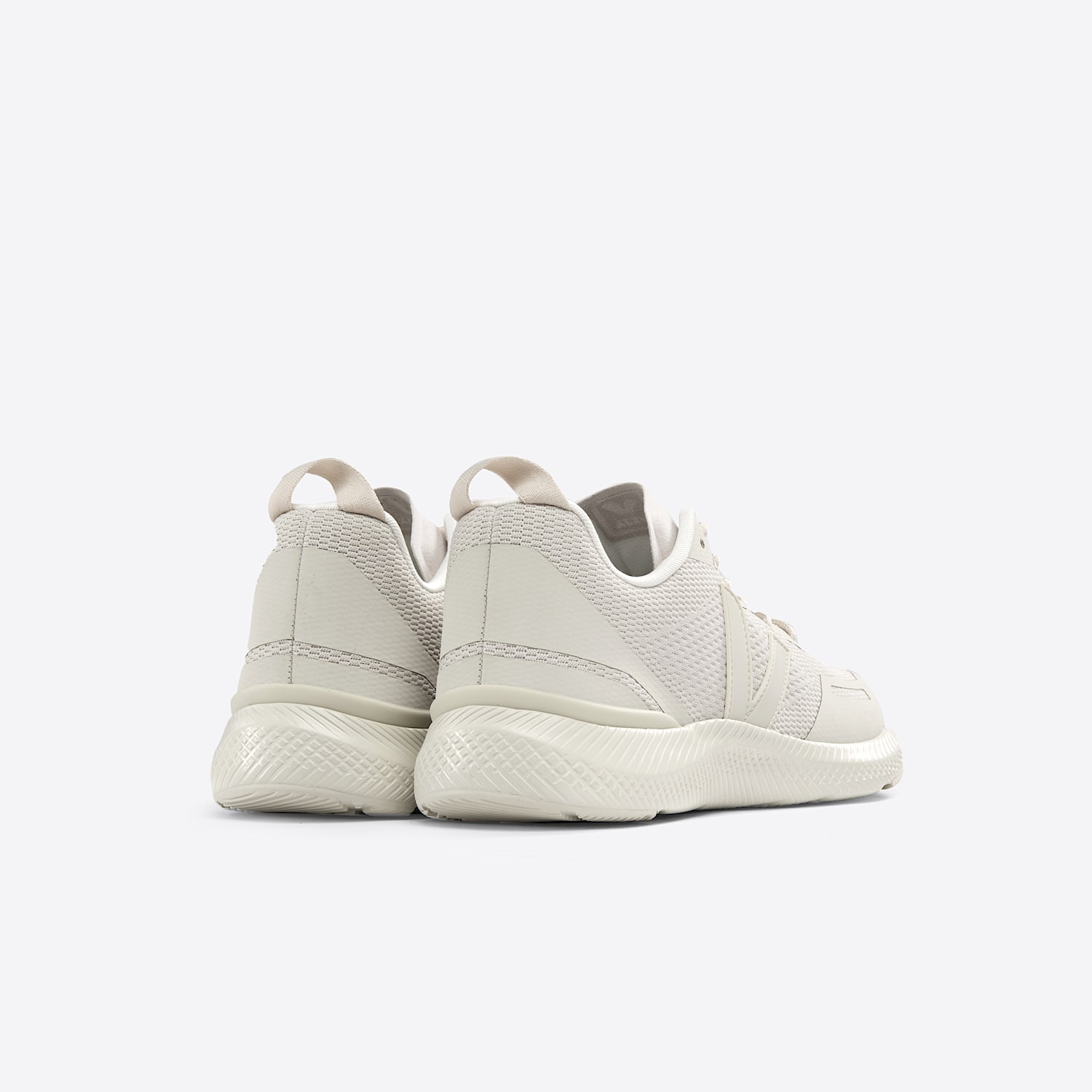 Veja IMPALA ENGINEERED-MESH NATURAL PIERRE