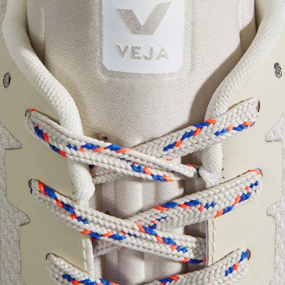 Veja LACES NATURAL PAROS ORANGE FLUO