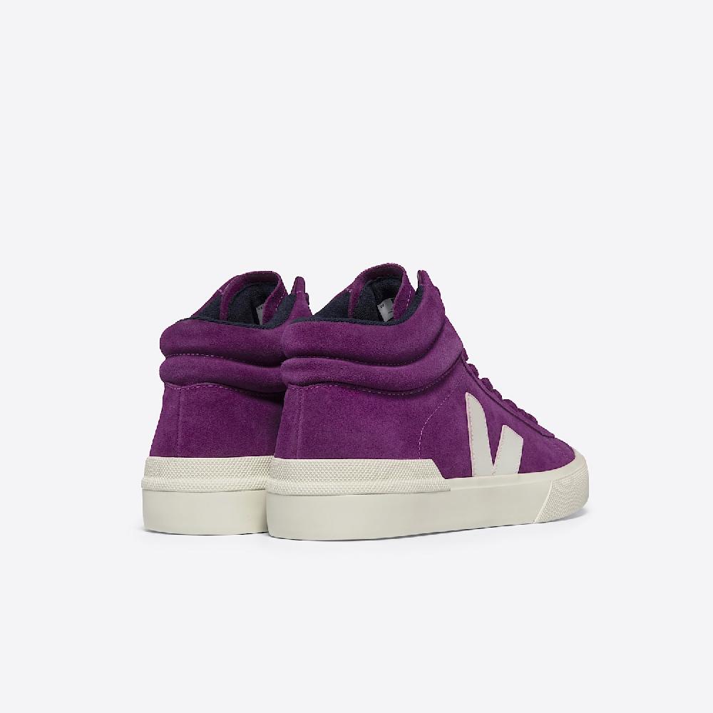 Veja MINOTAUR SUEDE MAGENTA PIERRE