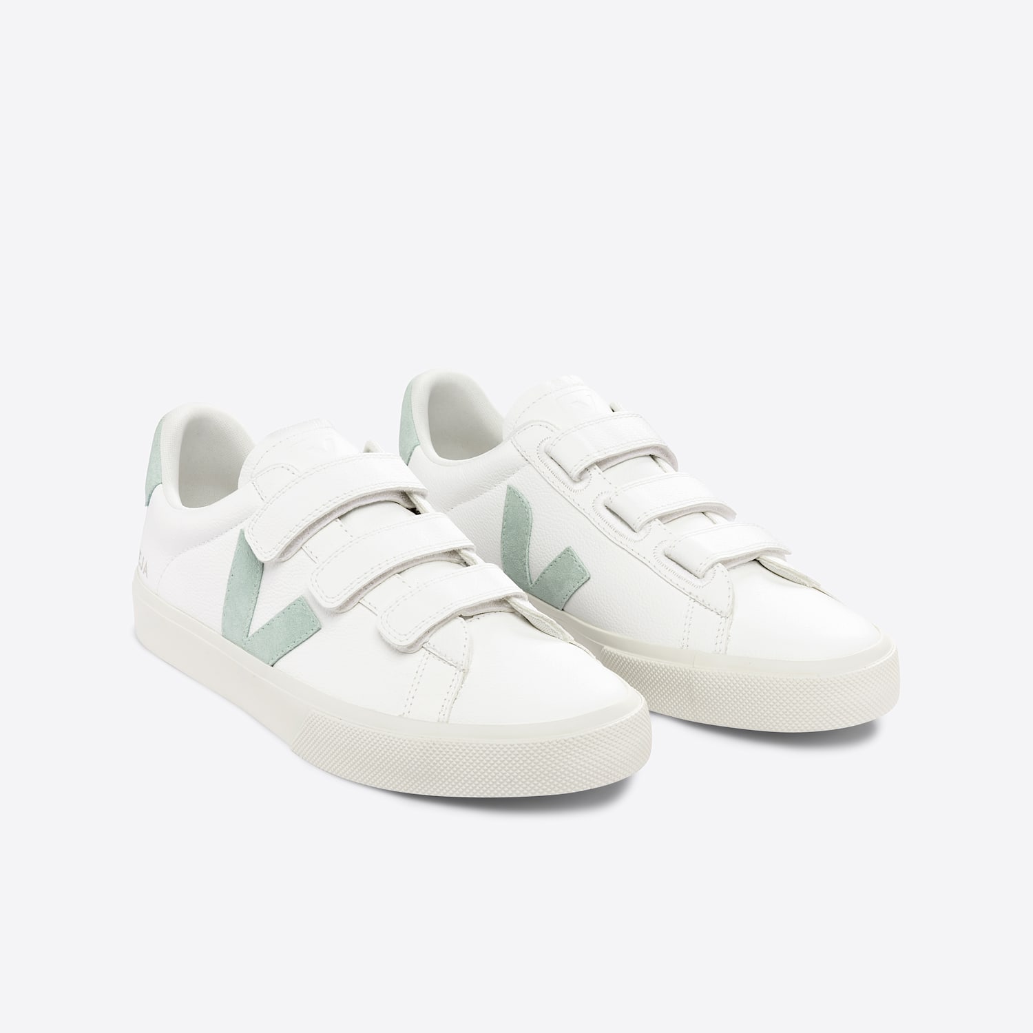 Veja RECIFE LEATHER WHITE MATCHA