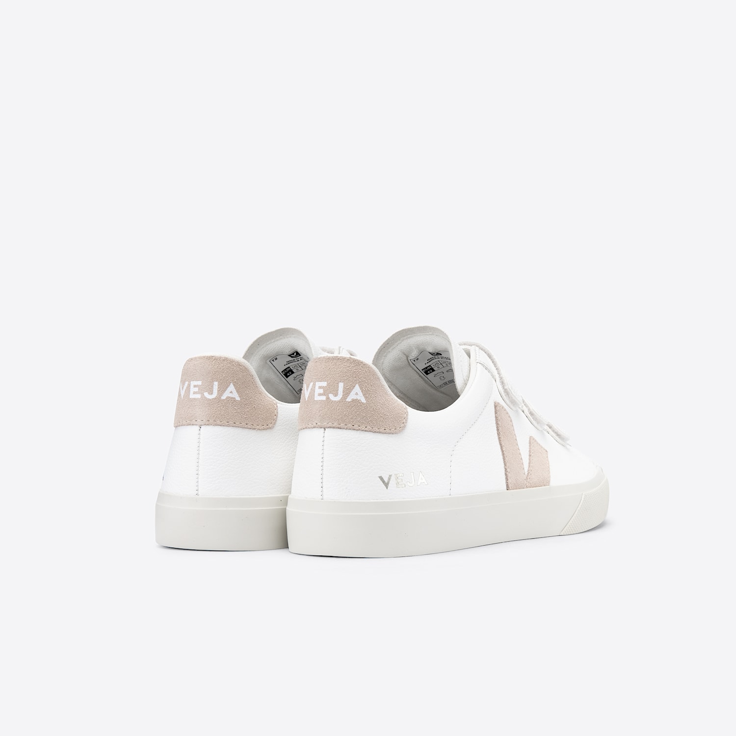 Veja RECIFE LEATHER WHITE SABLE