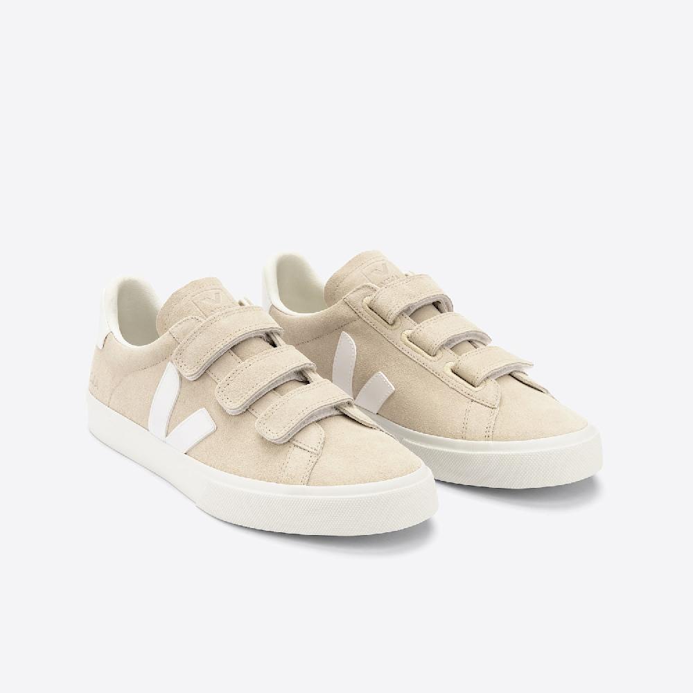 Veja RECIFE SUEDE ALMOND WHITE