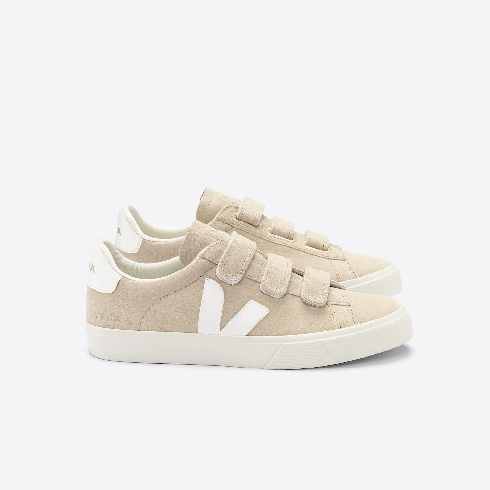 veja RECIFE SUEDE ALMOND WHITE