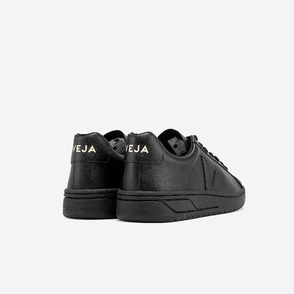 Veja URCA CWL FULL BLACK