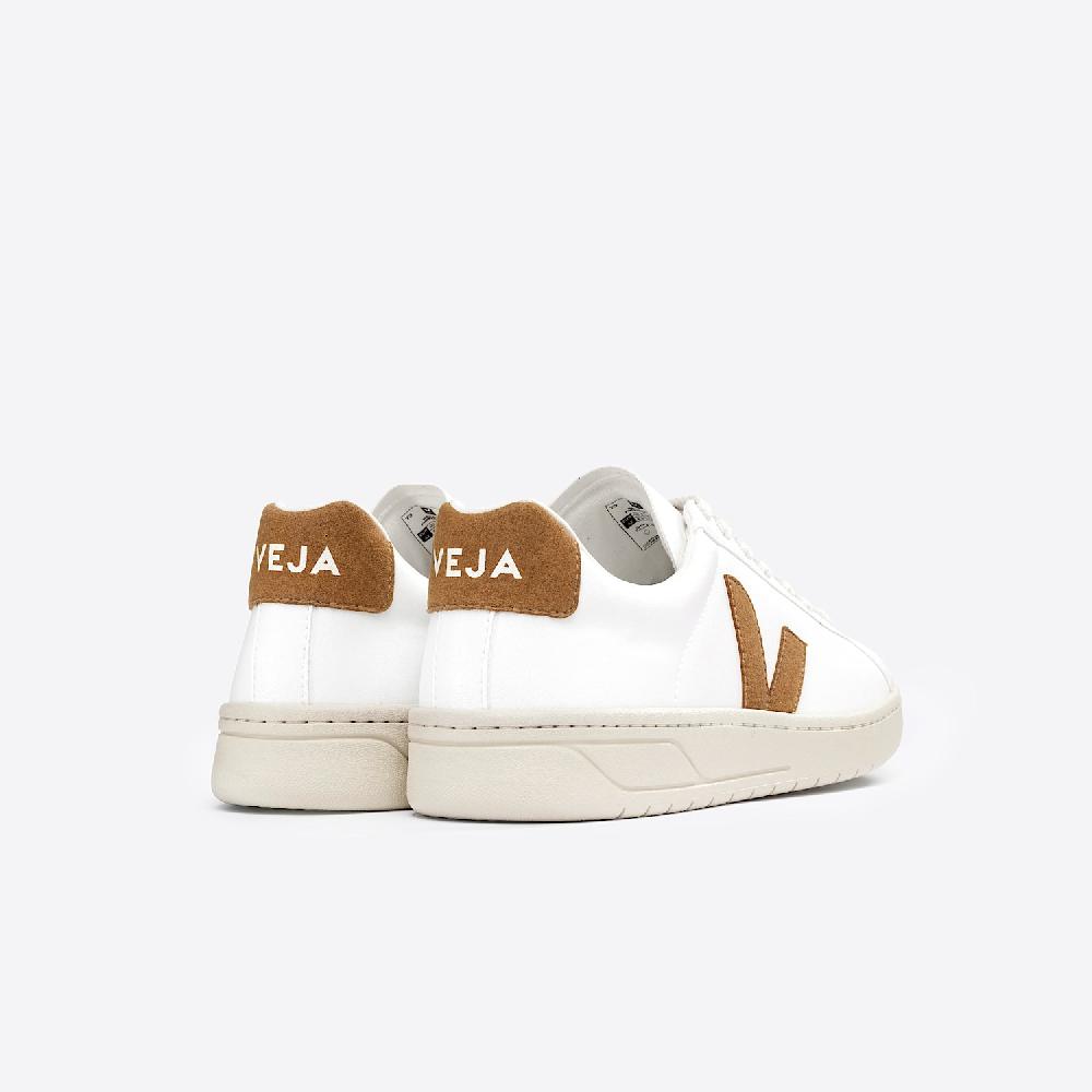 Veja URCA CWL WHITE CAMEL
