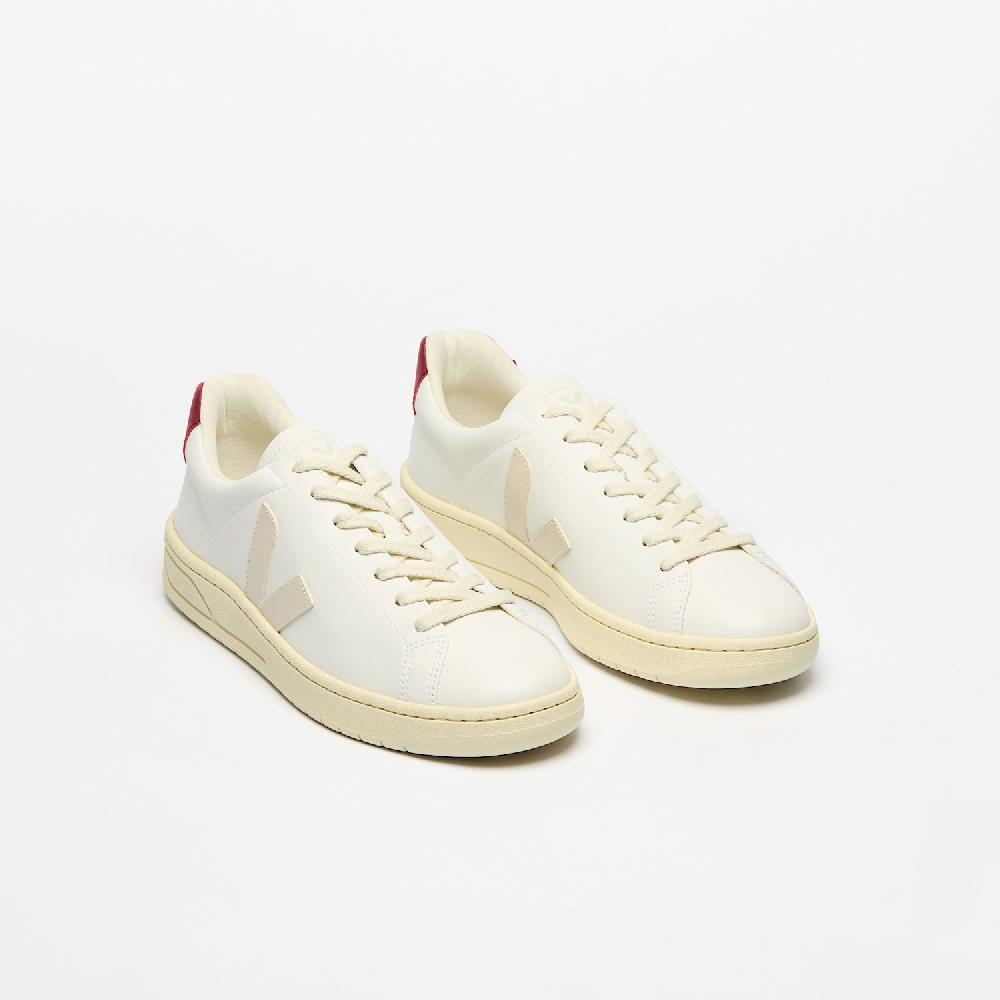Veja URCA CWL WHITE PIERRE MARSALA
