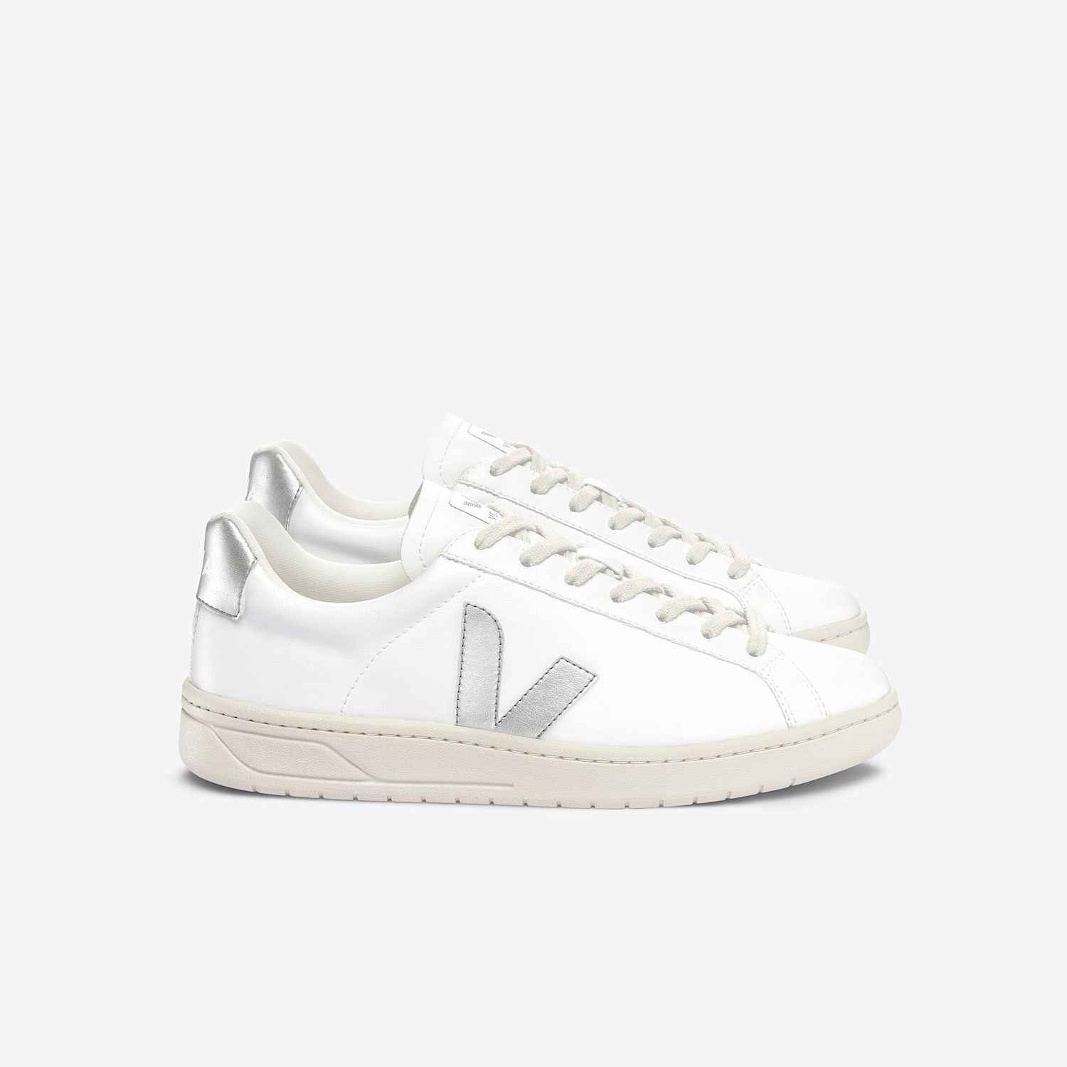 veja URCA CWL WHITE SILVER