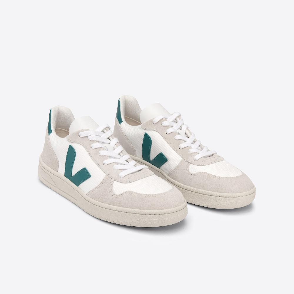 Veja V-10 B-MESH WHITE BRITTANY