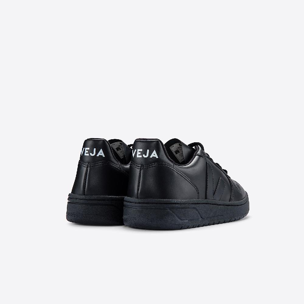 Veja V-10 CWL FULL BLACK