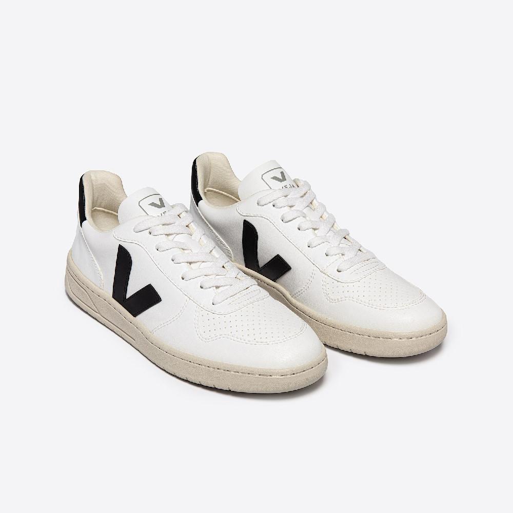 Veja V-10 CWL WHITE BLACK