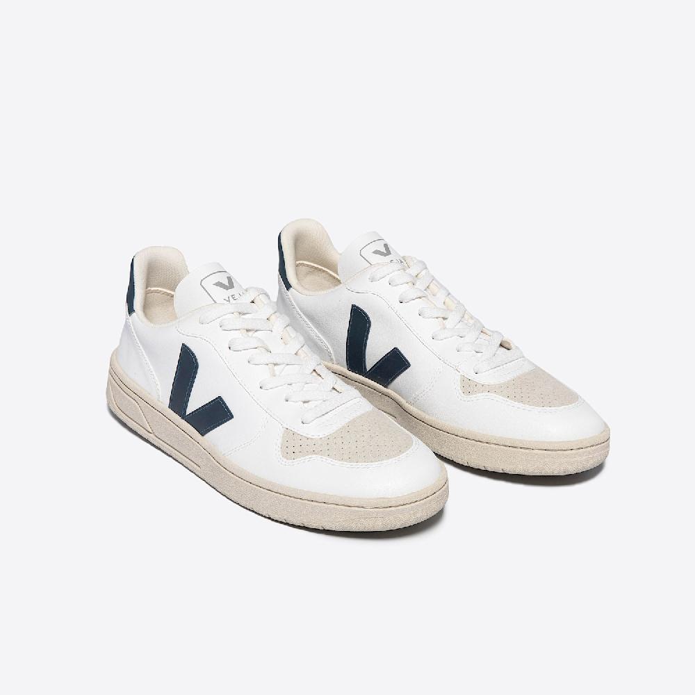 Veja V-10 CWL WHITE CALIFORNIA