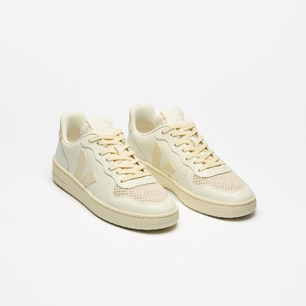 Veja V-10 LEATHER PURE CALCAIRE