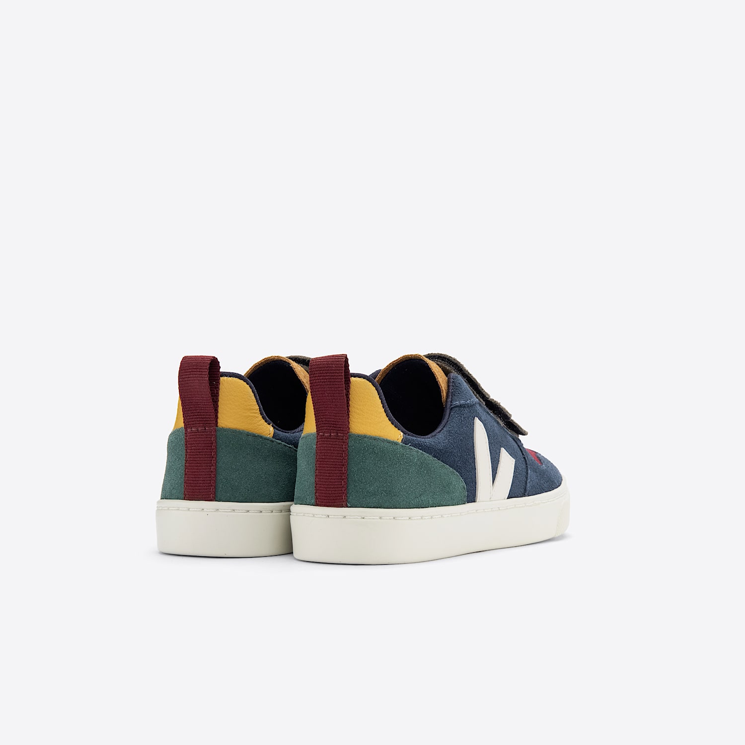 Veja V-10 SUEDE MULTICO NAUTICO