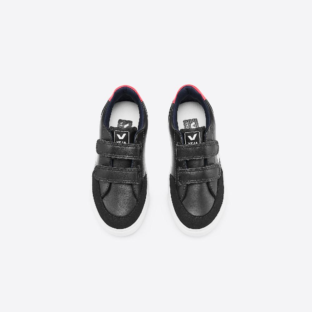 Veja V-12 LEATHER BLACK WHITE PEKIN