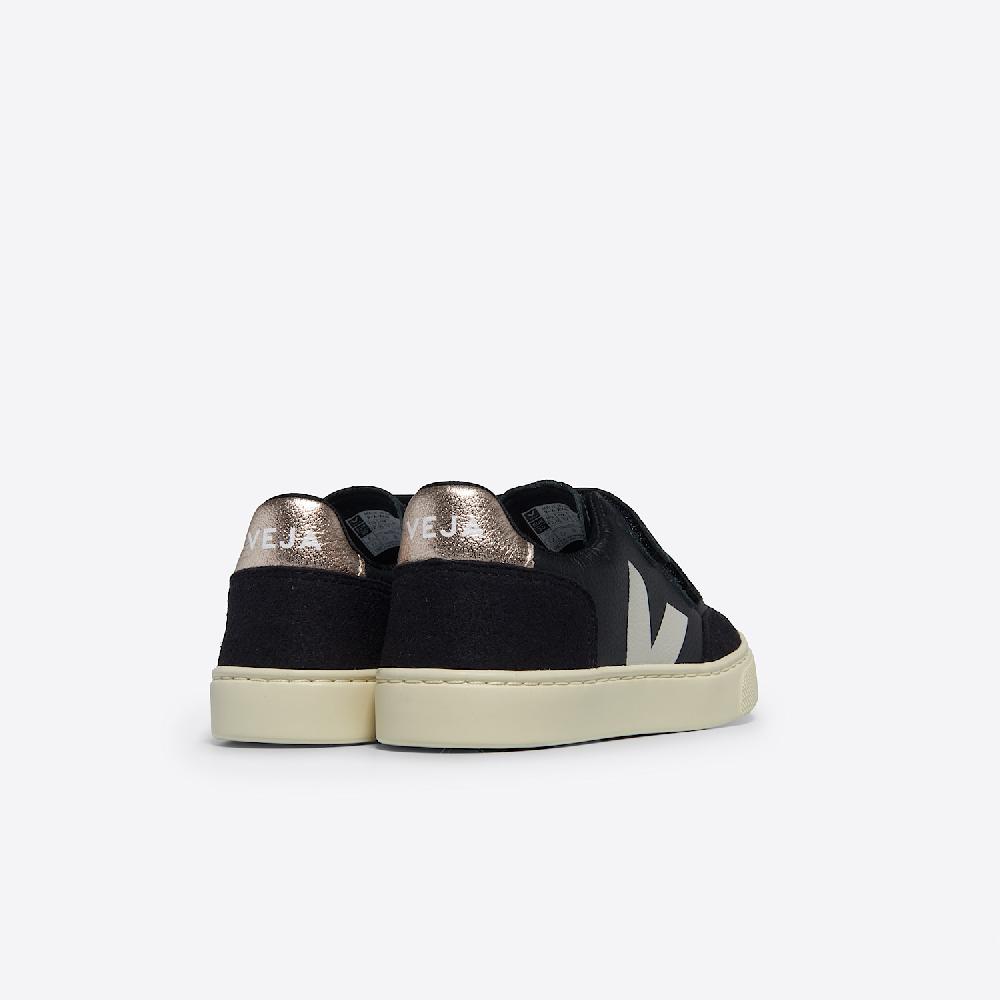 Veja V-12 LEATHER BLACK WHITE PLATINE